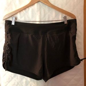NWOT lucy Activewear Shorts